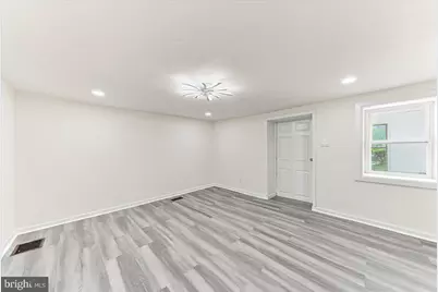 2103 Chichester Avenue, Upper Chichester, PA 19061 - Photo 4