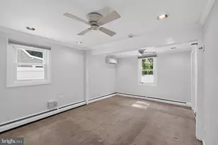 809 Quince Ln, Secane, PA 19018 - Photo 18