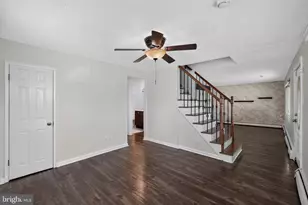 809 Quince Ln, Secane, PA 19018 - Photo 6