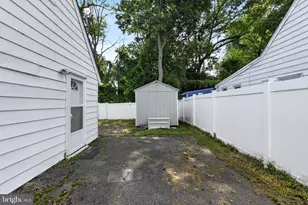 809 Quince Ln, Secane, PA 19018 - Photo 34