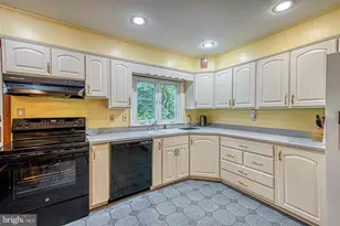 380 Sycamore Mills Rd, Media, PA 19063 - Photo 10