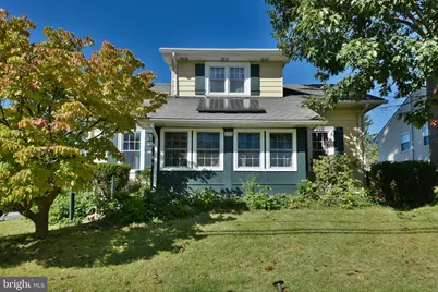 179 W Essex Avenue, Lansdowne, PA 19050 - Photo 1