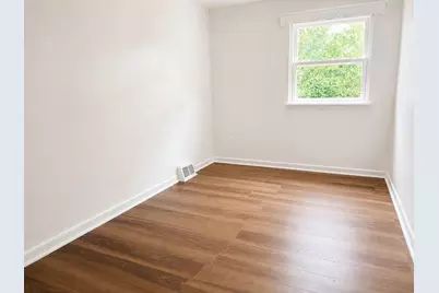 7818 Merion Avenue #1ST FLOOR, Upper Darby, PA 19082 - Photo 8
