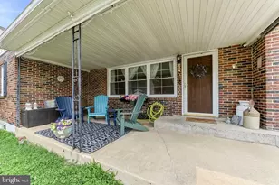 3813 Currant, Boothwyn, PA 19061 - Photo 4