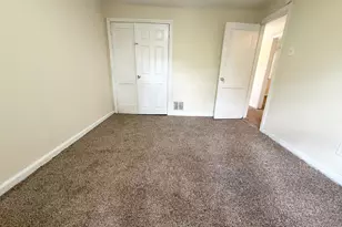 2717 Bethel Rd, Chester, PA 19013 - Photo 16