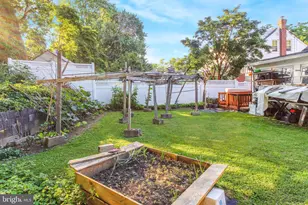 140 Rockwood Dr, Havertown, PA 19083 - Photo 16
