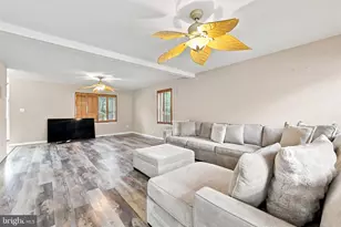 120 E Jansen Ave, Essington, PA 19029 - Photo 6