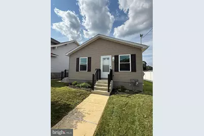 2329 E Macdade Boulevard, Folsom, PA 19033 - Photo 1