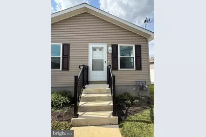 2329 E Macdade Boulevard, Folsom, PA 19033 - Photo 2