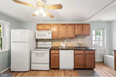 93 Florence Avenue, Aston, PA 19014 - Photo 8