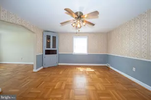 410 W Grays Ave, Glenolden, PA 19036 - Photo 18
