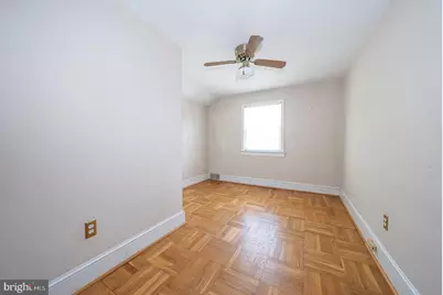 410 W Grays Avenue, Glenolden, PA 19036 - Photo 20