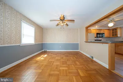 410 W Grays Avenue, Glenolden, PA 19036 - Photo 12