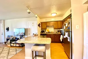 5200 Hilltop Dr, Brookhaven, PA 19015 - Photo 10