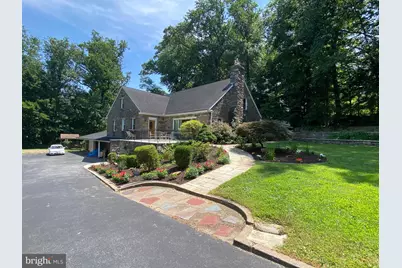 101 S Elmwood Avenue, Glenolden, PA 19036 - Photo 2