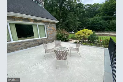 101 S Elmwood Avenue, Glenolden, PA 19036 - Photo 10