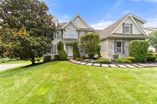 10 Springhouse Ln, Havertown, PA 19083 - Photo 2