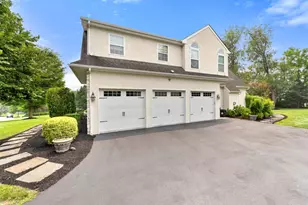 10 Springhouse Ln, Havertown, PA 19083 - Photo 4
