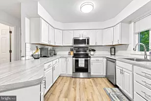 330 Westbriar Dr, Media, PA 19063 - Photo 6