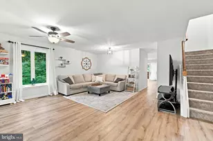 330 Westbriar Dr, Media, PA 19063 - Photo 2