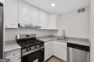 220 Weymouth Rd, Darby, PA 19023 - Photo 10