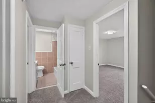 220 Weymouth Rd, Darby, PA 19023 - Photo 12