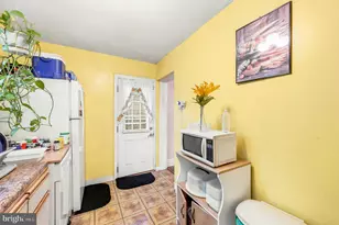 236 Pusey Ave, Darby, PA 19023 - Photo 16