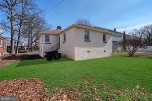 32 Bonsall Ave, Aldan, PA 19018 - Photo 2