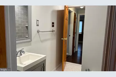 319 E South Avenue, Glenolden, PA 19036 - Photo 16