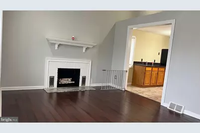 319 E South Avenue, Glenolden, PA 19036 - Photo 4
