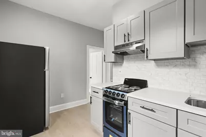 216 Collingdale Avenue #3, Collingdale, PA 19023 - Photo 4