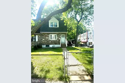 817 Windsor Circle, Folcroft, PA 19032 - Photo 2