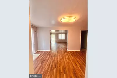 817 Windsor Circle, Folcroft, PA 19032 - Photo 6