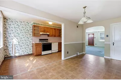 217 Cambridge Road, Clifton Heights, PA 19018 - Photo 8
