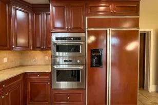 556 St Davids Ave, Wayne, PA 19087 - Photo 12