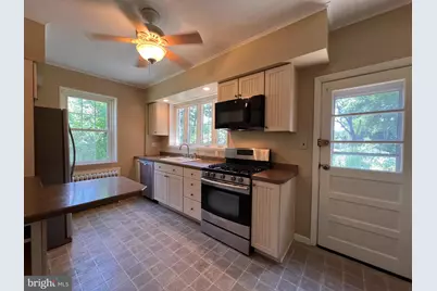 52 W Albemarle Avenue, Lansdowne, PA 19050 - Photo 8