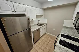 200 N Wayne Ave, Wayne, PA 19087 - Photo 6