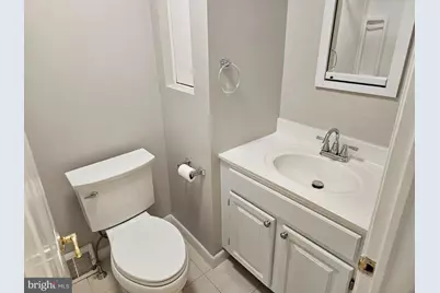 200 N Wayne Avenue #9, Wayne, PA 19087 - Photo 16
