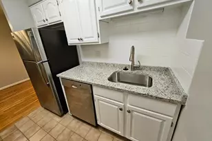 200 N Wayne Ave, Wayne, PA 19087 - Photo 2