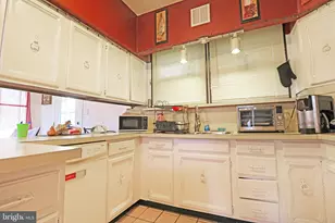 200 W Springfield Rd, Springfield, PA 19064 - Photo 28