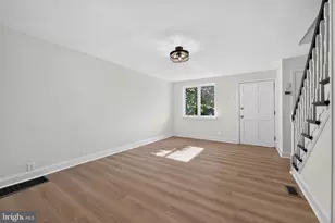 740 Taylor Dr, Folcroft, PA 19032 - Photo 4
