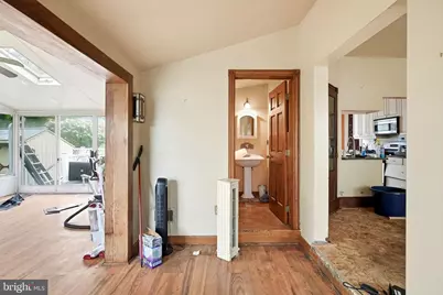 19 W Hinckley Avenue, Ridley Park, PA 19078 - Photo 16