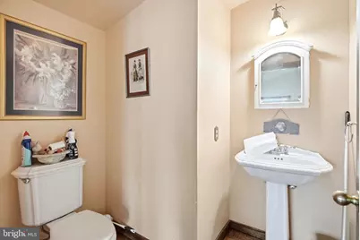 19 W Hinckley Avenue, Ridley Park, PA 19078 - Photo 12