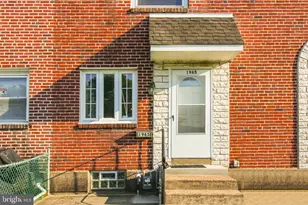 1965 Carter Rd, Folcroft, PA 19032 - Photo 2