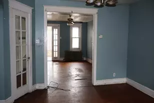319 Avon Rd, Upper Darby, PA 19082 - Photo 14