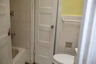 319 Avon Rd, Upper Darby, PA 19082 - Photo 22