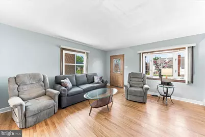 1126 Agnew Drive, Drexel Hill, PA 19026 - Photo 6