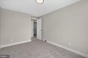 1044 W Ashland Ave, Glenolden, PA 19036 - Photo 16