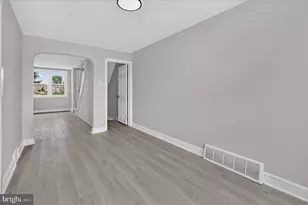 1044 W Ashland Ave, Glenolden, PA 19036 - Photo 6