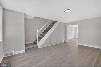 1044 W Ashland Avenue, Glenolden, PA 19036 - Photo 4